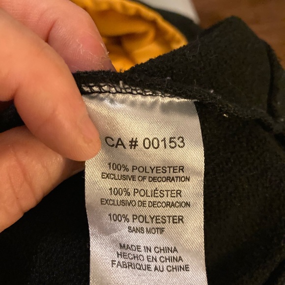 Champion hoodie, black long sleeve, kangaroo pocket size medium - Picture 5 of 5